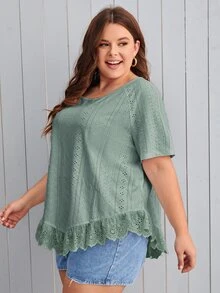 SHEIN LUNE Plus Eyelet Embroidery Raglan Sleeve Ruffle Hem Blouse - Green - View 3