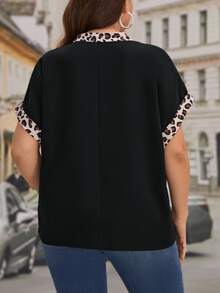 SHEIN LUNE Plus Leopard Print Notched Neckline Batwing Sleeve Blouse - Black - View 2