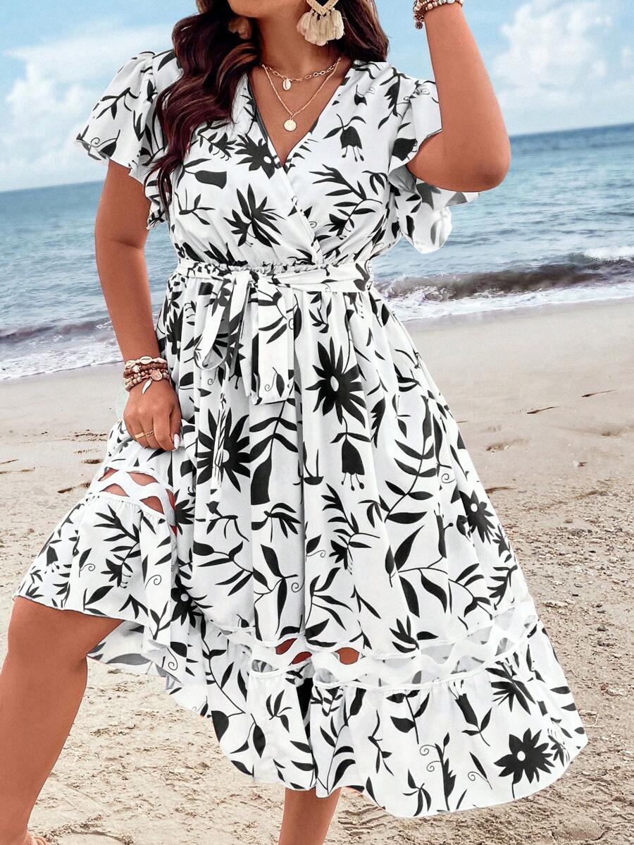 SHEIN LUNE 大碼印花蝴蝶袖荷葉邊繫腰帶連衣裙 - 黑與白 - 查看 1