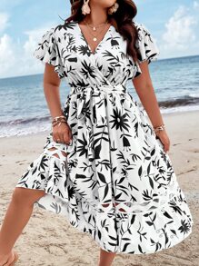 SHEIN LUNE 大碼印花蝴蝶袖荷葉邊繫腰帶連衣裙 - 黑與白 - 查看 4