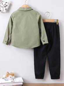 SHEIN Chàng trai trẻ Tương phản Màu sắc Thiết kế chữ cái Phong cách đường phố Ngắn tay Áo polo Và Bộ quần short Cho mùa hè - Nhiều màu - Xem 2