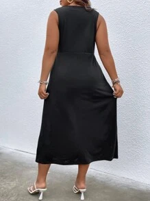 SHEIN LUNE Plus Solid A-line Dress - Black - View 3