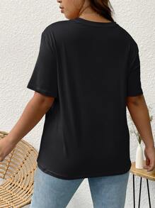 SHEIN LUNE Plus Cartoon Graphic Tee - Black - View 2