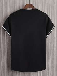 Manfinity Homme Men Letter Patched Detail Curved Hem Tee - Black - View 2