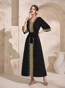 Al Najma 對比繫腰帶連衣裙 - 黑色 - 查看 4