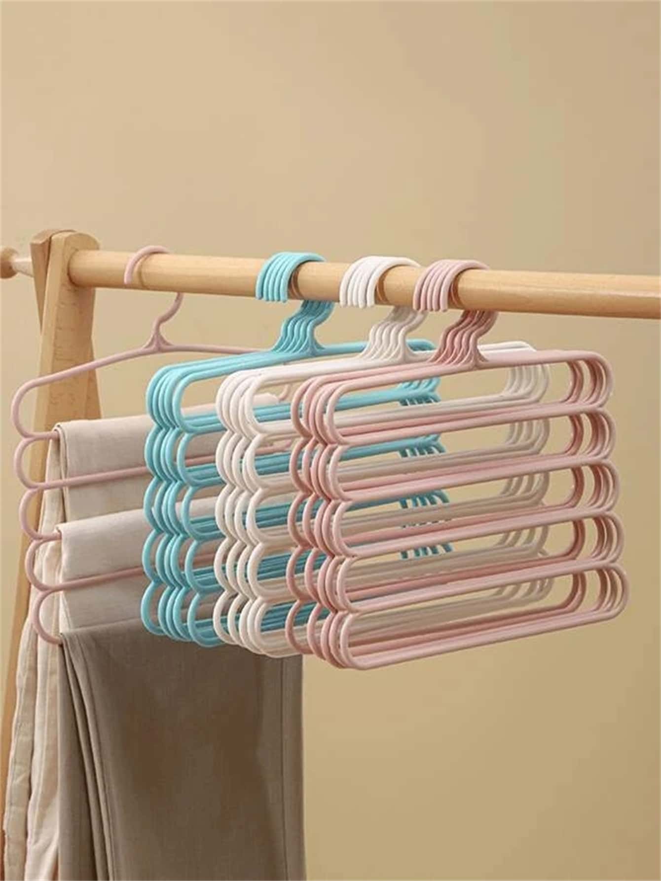1pc Plastic Hanger, Modern Solid Color Multifunctional Durable Clothes Hanger For Home - Multicolor - View 1