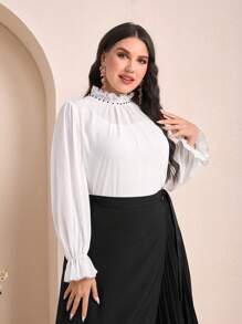 Modelyn 大碼珍珠串珠荷葉袖襯衫 - 白色 - 查看 1