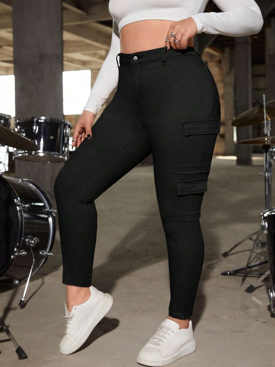 SHEIN ICON Plus Flap Pocket Side Cargo Jeans - Black - View 1
