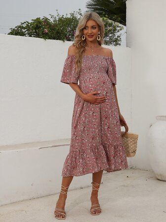 Rochie de maternitate Ditsy florală cu umăr dezactivat cu volane