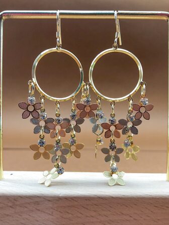 1 对时尚方晶锆石和花朵吊坠耳环，适合女士日常装饰情人节、妈妈、母亲、母亲节、礼物