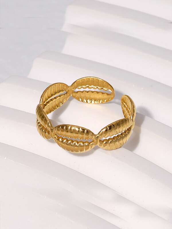 Summer Ocean-Style Ocean-Themed Multi-Shell Decorated Metal Texture Design Stainless Steel Opening Adjustable Ring, Beach Element Ring, Multi-Shell Ring, Shell Decorated Ring, Personalized Shell Ring, Golden Shell Ring, Ladies' Ring, Men's Ring, Golden Ring, Suitable For Carnival And Ladies' Daily Life
