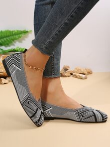 女士幾何樣式方頭時尚戶外織物芭蕾舞鞋 - 黑與白 - 查看 2