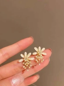 1對時尚珍珠和花朵裝飾耳釘適用於女士日常裝飾 - 金黃色 - 查看 4