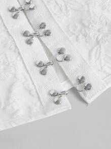 SHEIN MOD 一字肩蕾絲邊鉤眼扣前襯衫 - 白色 - 查看 3
