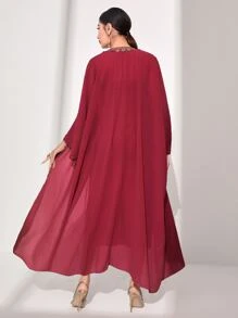 Al Najma 勃艮第红色花卉提花蝙蝠袖外套和连衣裙