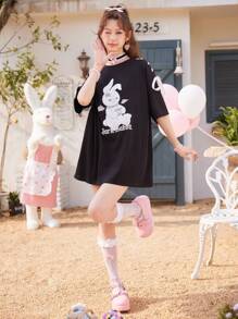 ROMWE Kawaii Camiseta de hombros caídos con estampado de conejo y letra - Negro - Ver 5
