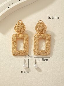 Bông tai thả hình chữ nhật có kết cấu - Nhiều màu - Xem 5