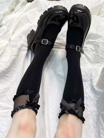 Rosett- och volangdekor över vaden Strumpor, Höststrumpor, Mysiga