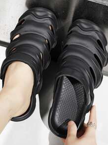 Fashionable Vented Clogs For Men, Cut Out Design Slingback EVA Clogs - Black - View 4