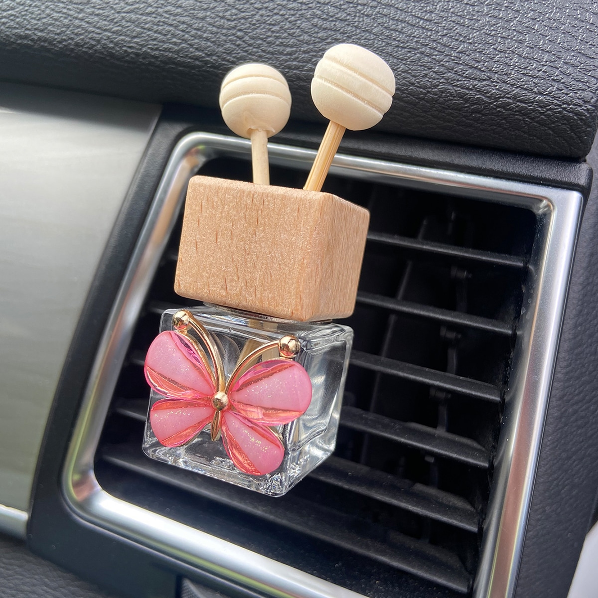 1 pezzo con decorato farfalla Flacone di profumo vuoto design Ornamento per presa d'aria auto