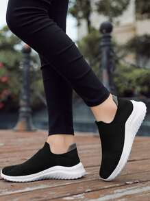 Men Ribbed Slip On Sneakers, Sport Outdoor Fabric Running Shoes - Black - View 2