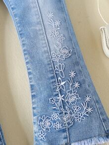 Toddler Girls Floral Embroidery Raw Hem Flare Leg Jeans - Medium Wash - View 6