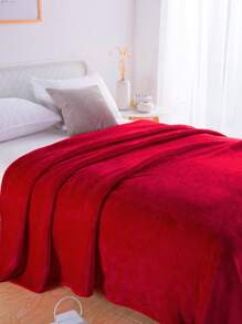 1pc Simple Solid Color Flannel Blanket, Soft & Warm Blanket, Skin-Friendly Small Nap Blanket, Casual Style, Quilted Home Textile, Multi-Purpose Blanket For Sofa, Bedroom, Living Room, All Seasons, Washable, Gift - Red - View 6