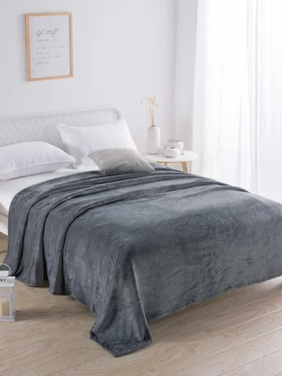 1pc Simple Solid Color Flannel Blanket, Comfortable Warm Blanket, Soft Touch Throw Blanket, Casual Style, Sewn Household Textile, Multi-Purpose Blanket For Sofa, Bedroom, Living Room, All Seasons, Sewn Women Bedroom Decor Blanket, Gift, Machine Washable