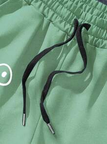 Manfinity Roghcode 男士小熊印花腰部抽繩短褲 - 薄荷綠 - 查看 5