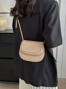 Solid Color Mini Vintage Buckle Fastening College Style Elegant Shoulder Bag - Apricot - View 6