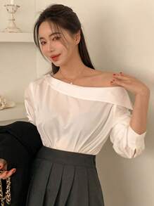 DAZY Blusa unicolor de cuello asimétrico - Blanco - Ver 1