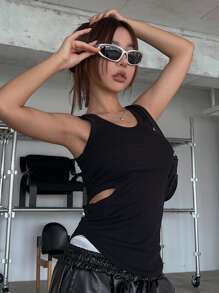 DAZY 側邊鏤空背心上衣 - 黑色 - 查看 1