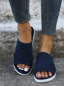 Wypoczynek mamy na świeżym powietrzu Wygodne sandały na koturnie Damskie nowe sandały rekreacyjne Zwiększają jednolity kolor Wygodna i modna wersja poszerzona i powiększona Miękkie, oddychające Modne buty domowe na zewnątrz Gruba podeszwa Lekkie i wygodne wakacje Festiwal podróżniczy Odpowiednie na buty na cztery pory roku Obuwie damskie Buty z grubą podeszwą Obuwie biurowe Niebieskie buty