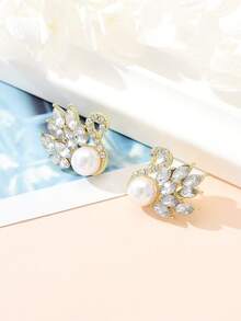 Rhinestone Swan & Faux Pearl Decor Stud Earrings - Multicolor - View 2