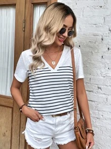 SHEIN LUNE 條紋印花V領T恤 - 白色 - 查看 3