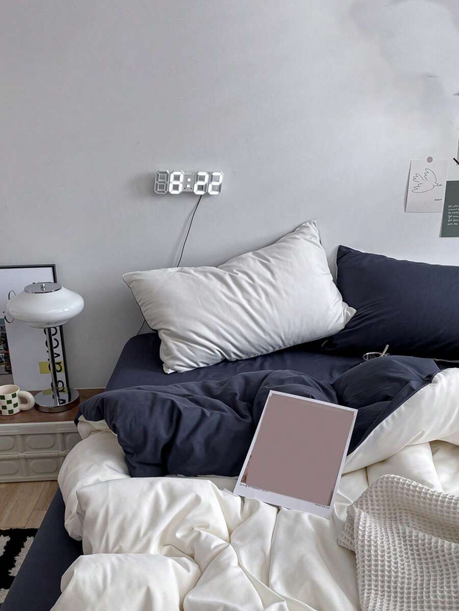 Two Tone Duvet Cover Set Without Filler - White - View 1