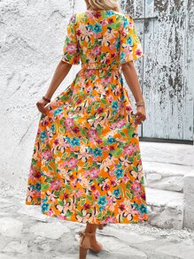 SHEIN VCAY 滿版印花蝴蝶袖圍裹下擺繫腰帶連衣裙 - 彩色 - 查看 4