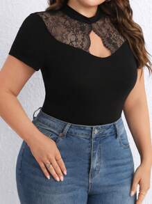 SHEIN Privé Camiseta con encaje en contraste con abertura delantera - Negro - Ver 5