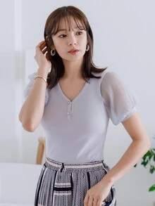 DAZY Contrast Mesh Puff Sleeve Knit Top - Light Grey - View 2