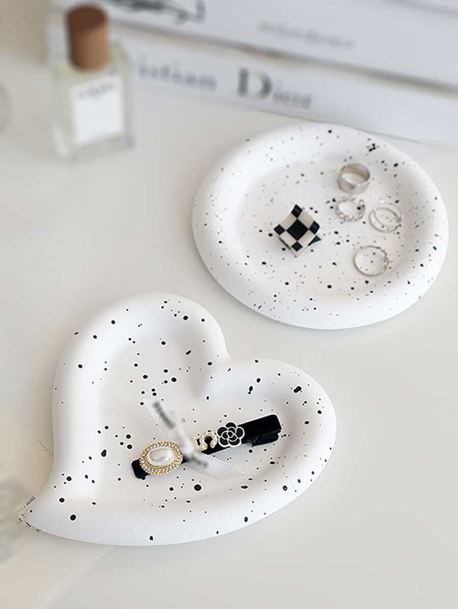 1pc Plaster Jewelry Tray, Creative Splash Ink Pattern Heart Design Jewelry Storage Display Tray For Home - Black and White - View 1