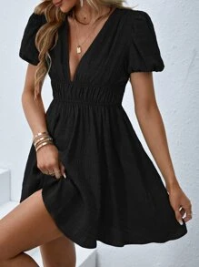 SHEIN VCAY 深V領泡泡袖A字洋裝 - 黑色 - 查看 4