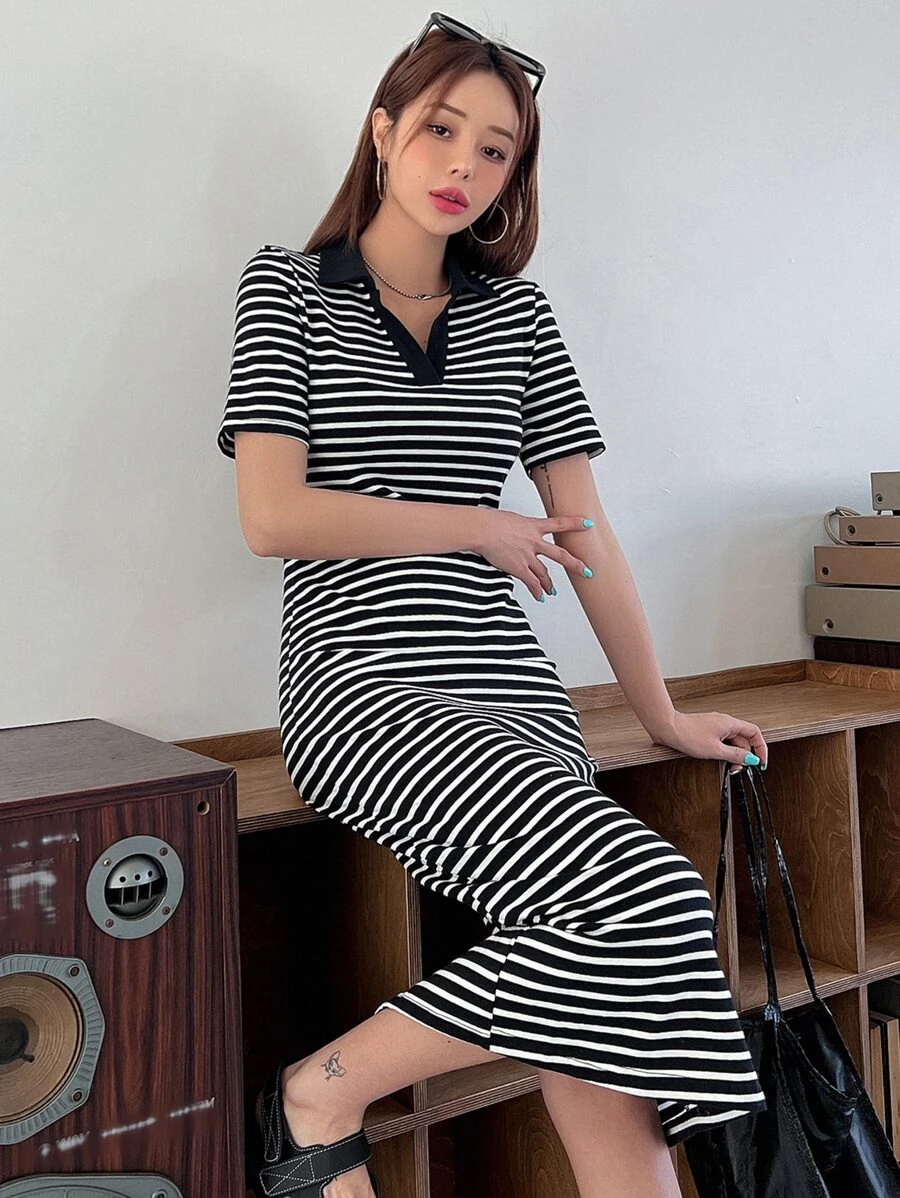 DAZY 條紋印花對比領tee連衣裙 - 黑與白 - 查看 1