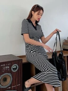 DAZY 條紋印花對比領tee連衣裙 - 黑與白 - 查看 5