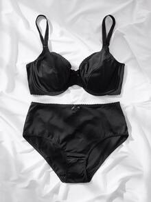 Plus Solid Underwire Lingerie Set - Black - View 4