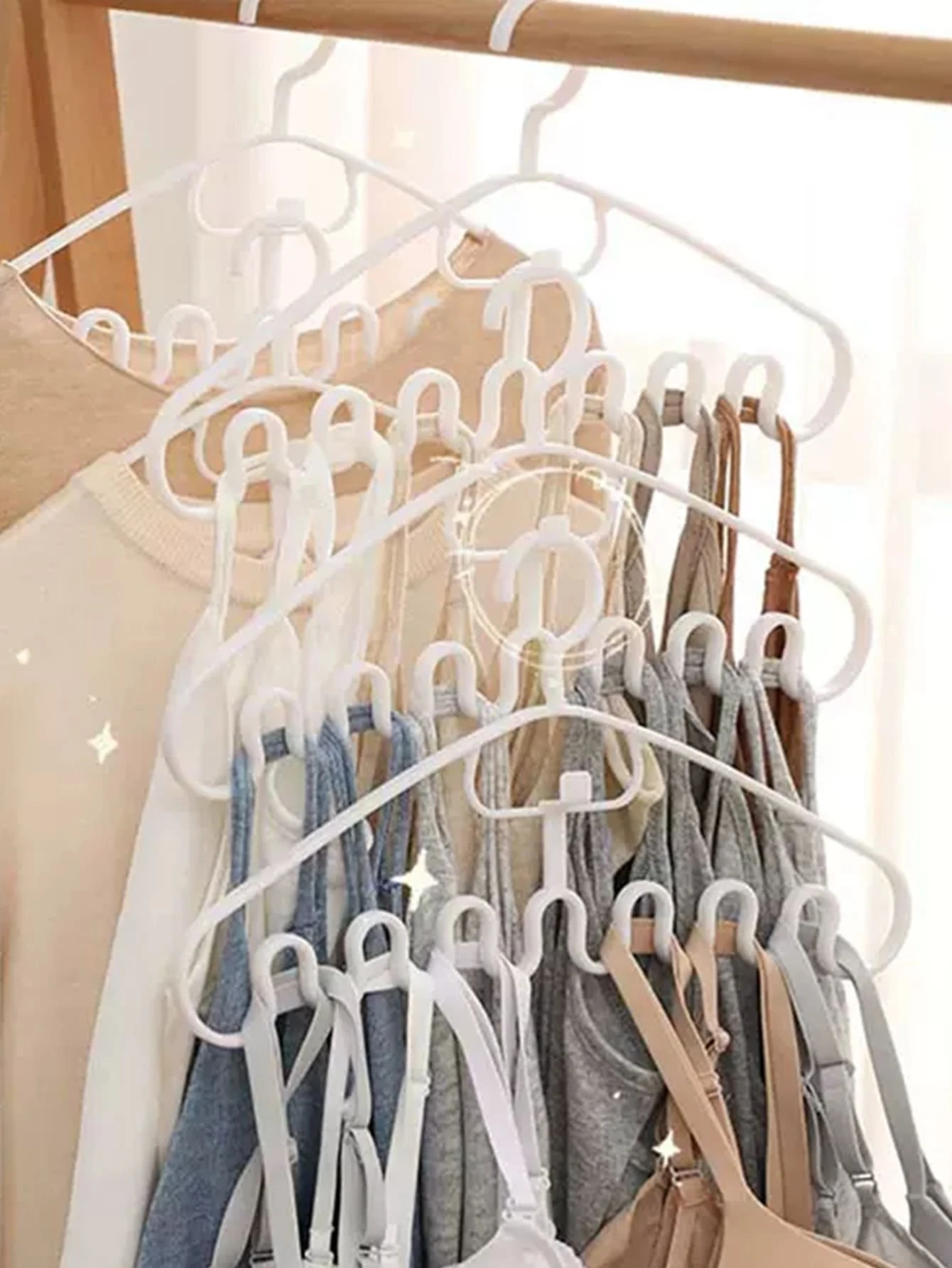1pc Plastic Clothes Hanger, Modern Multifunction Clothes Hanger For Home - White - View 1