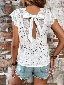 SHEIN Holidaya Contrast Lace Tie Back Scallop Trim Blouse - White - View 2