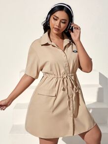 SHEIN EZwear Đầm Plus Size Dây kéo Đắp vá Túi Nút phía trước Lá thư Giải trí - Màu Khaki - Xem 6