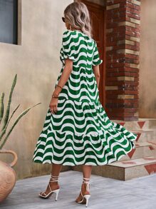 SHEIN VCAY Wave Striped Print Puff Sleeve Smock Dress - Green - View 2