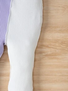 SHEIN 嬰兒撞色前接縫背心上衣和喇叭褲 - 彩色 - 查看 5