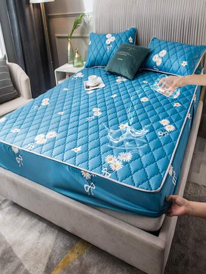 1pc Floral Pattern Waterproof Mattress Cover